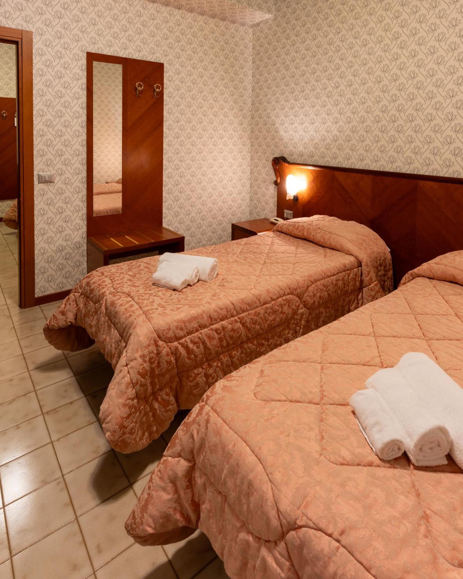Hotel Terme Sarnano Exterior photo